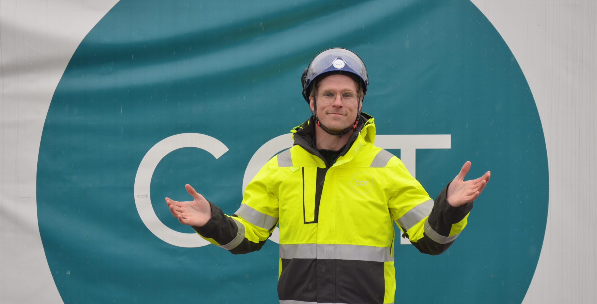 Jonas Magnusson in COT workwear